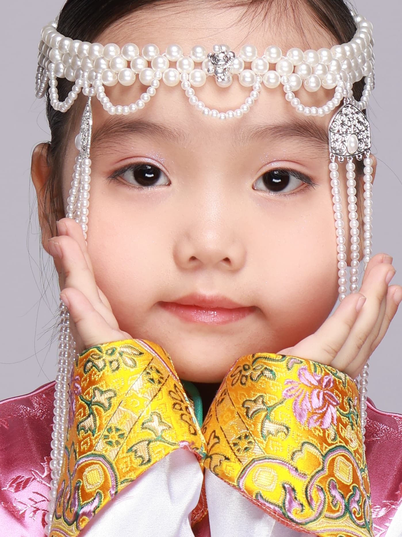 Бар жилтэй толгойн гоёл