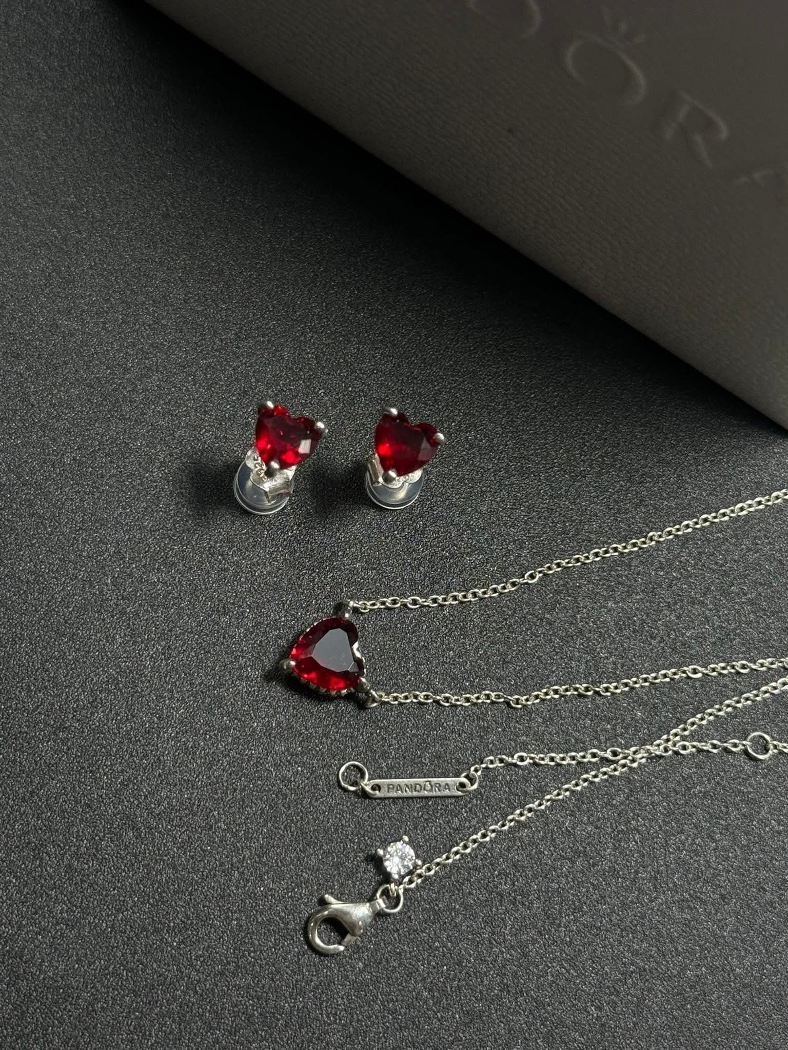 Pandora Хослол - 2