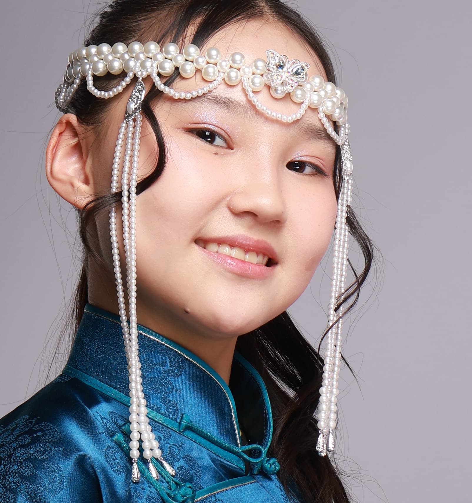 Эрвээхэй толгойн гоёл